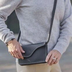 Oughton Paddock Convertible Belt Bag - Classic Black -Horse Rider Wear 603715 800 800