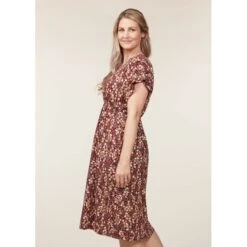 EQL Women's Inspired V-Neck Dress - Sangria Hoofprint Meadow -Horse Rider Wear 645024 800 800