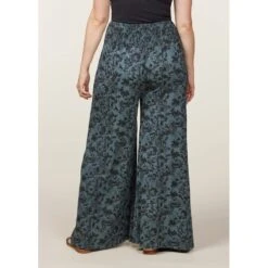 EQL Women's Soft Sweep Wide Leg Print Pant - Bluegrass Countryside -Horse Rider Wear 645402 800 800