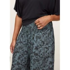 EQL Women's Soft Sweep Wide Leg Print Pant - Bluegrass Countryside -Horse Rider Wear 645403 800 800